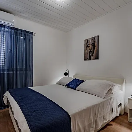 Seaside House For Families With Children Cove Stratincica, Korcula - 9265 Holiday home