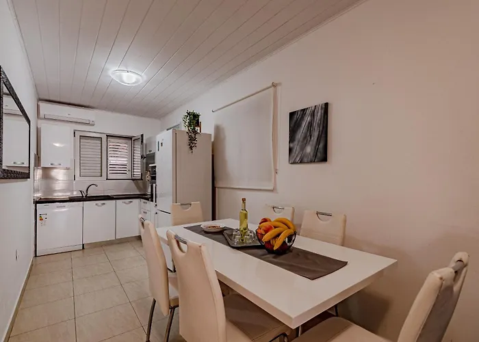 Holiday home Seaside House For Families With Children Cove Stratincica, Korcula - 9265